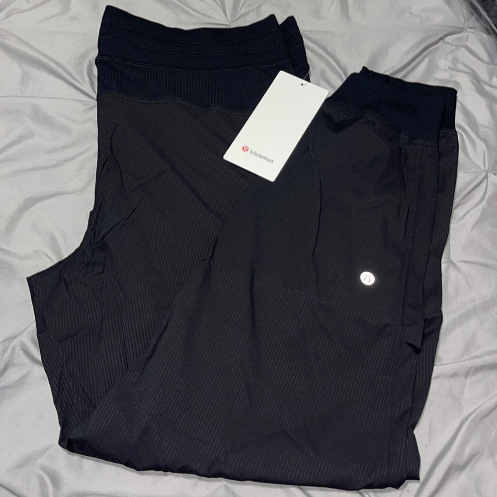 Lululemon Dance Studio MR Jogger